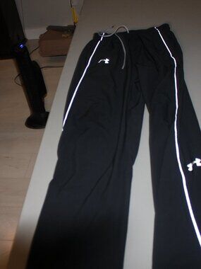 Black Under Armour Track Pants Size Small